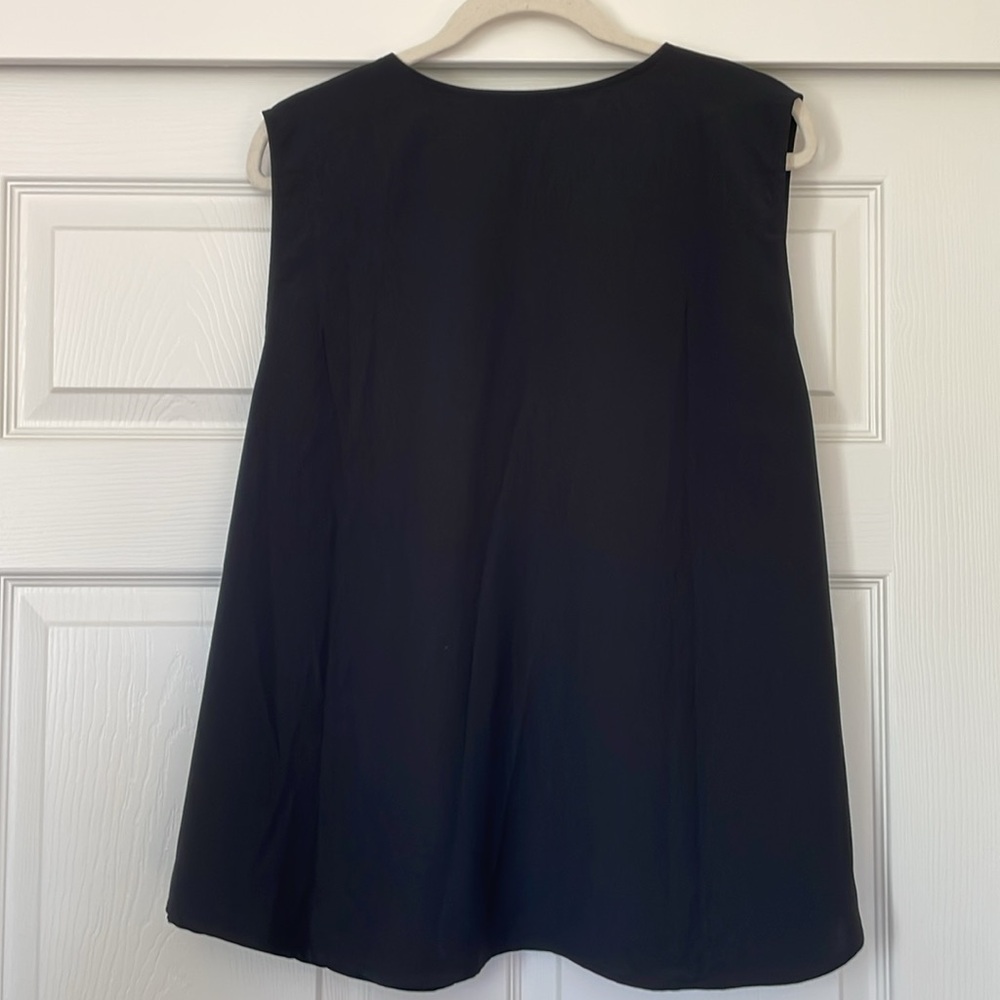 J. Crew Black Ruffle V-Neck Sleeveless Tank Women's 3X - Picture 7 of 9